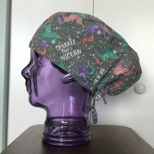Hair cap “sparkle like a unicorn” print